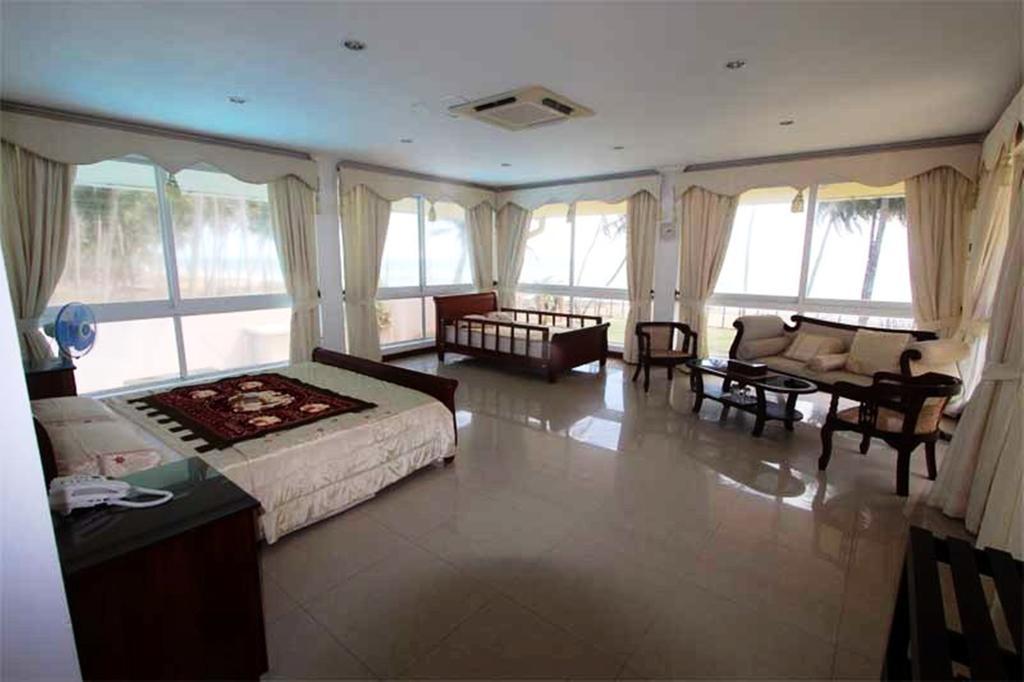 Hotel Villa Viana Marawila Ngoại thất bức ảnh